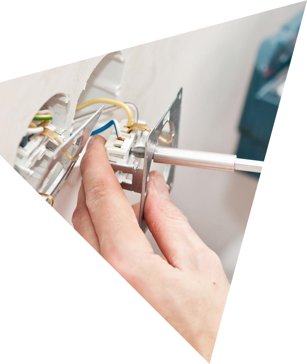 elektrik-orta https://invente.com.tr/wp-content/uploads/2022/11/elektrik-orta.png